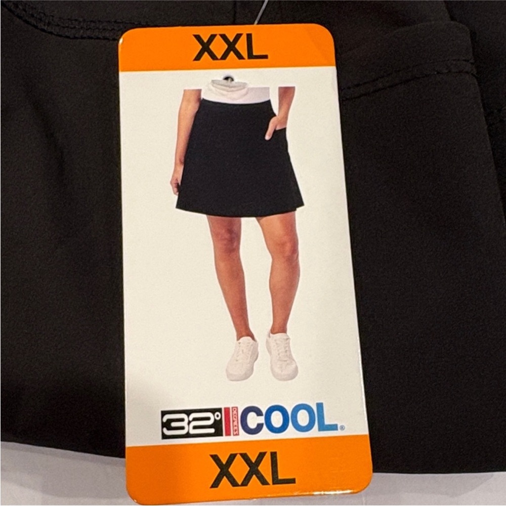 32 Degrees Women's Skort 
Elegant Black Women's Skirt